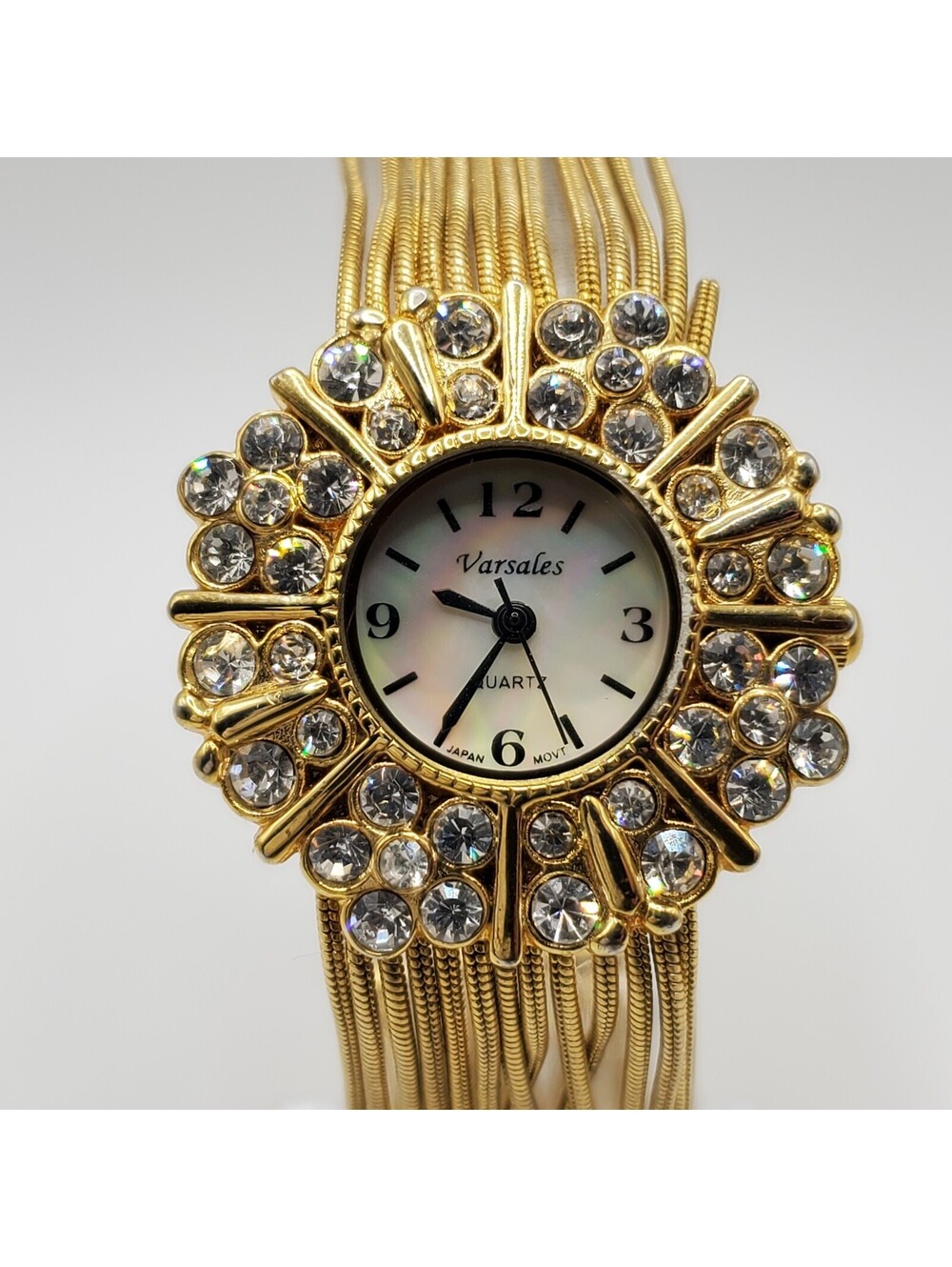 Varsale Rhinestone Gold Tone Flower Womens Watch 30mm New Battery